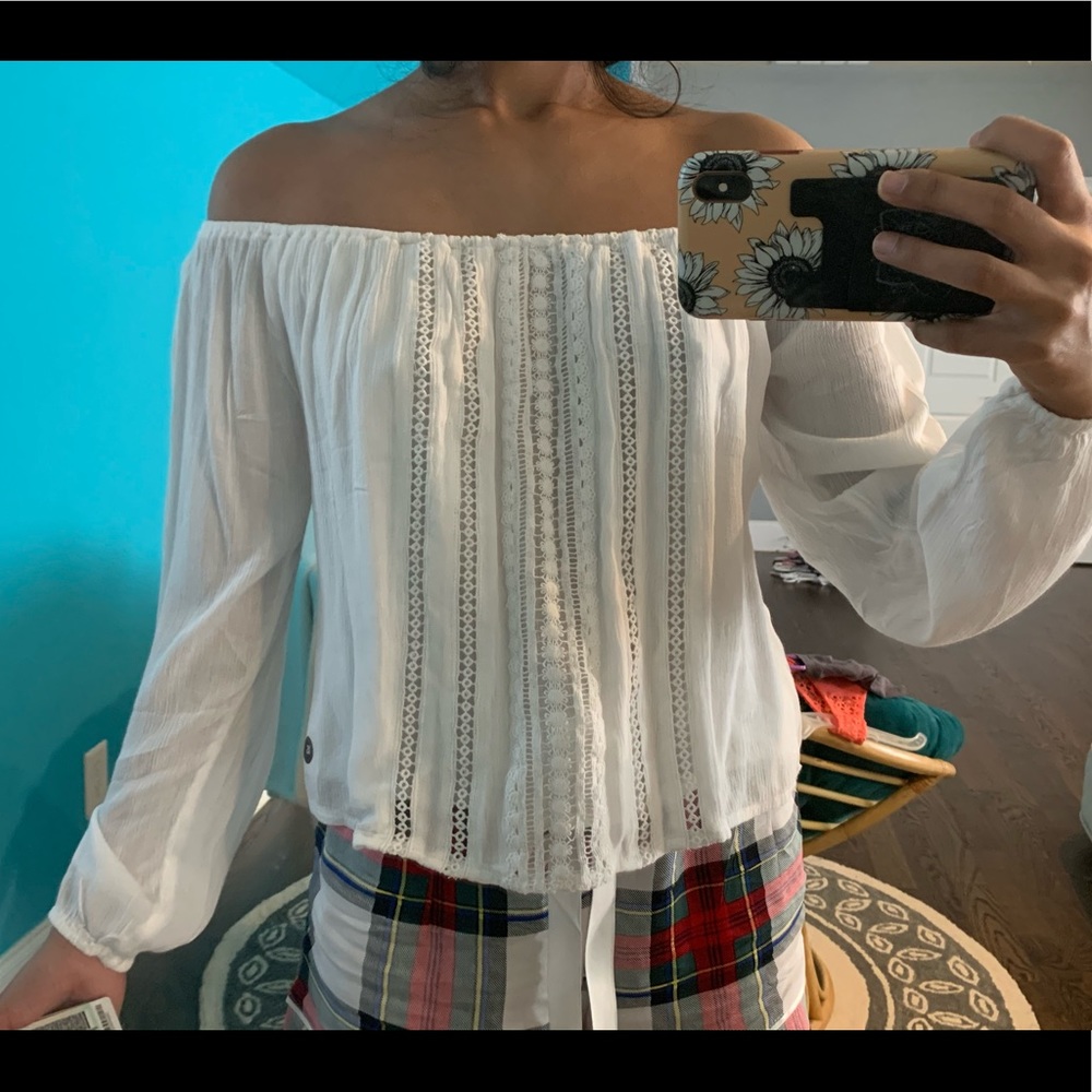 off the shoulder white hollister shirt